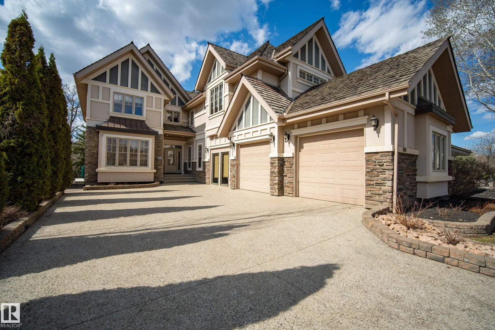 322 CALDWELL CL NW, Edmonton - 4 bedroom Detached Single Family for sale