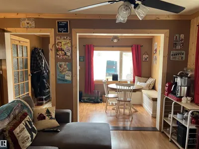Interior photo 3 of 156 662066 RGE RD 181