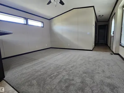Interior photo 2 of 