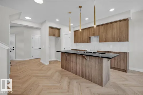 2636 62 ST SW, Edmonton - $489,900