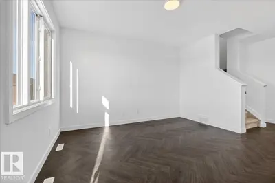Interior photo 4 of 2626 62 ST SW