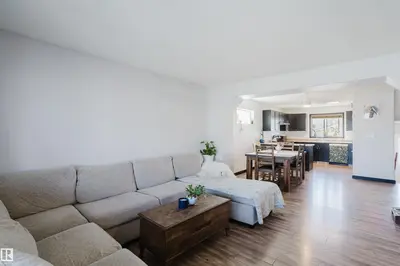 Interior photo 2 of 15 VENICE BV