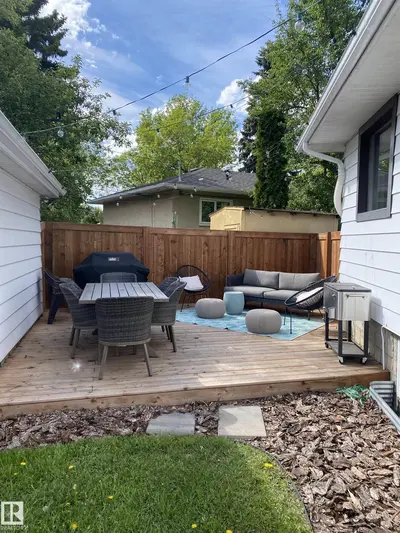 Interior photo 1 of 8239 93A AV NW
