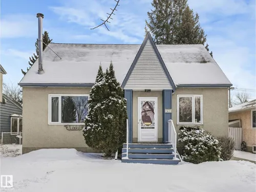 7653 91 AV NW, Edmonton - $559,900