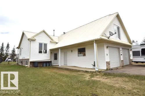 5104 49 AV, Smoky Lake Town - $299,900