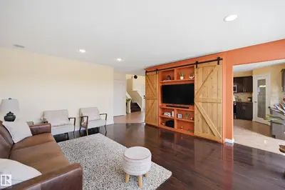 Interior photo 4 of 11503 10 AV NW