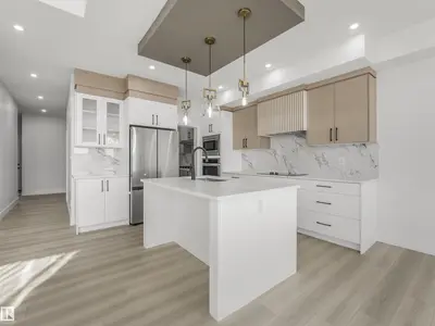 Interior photo 2 of 756 32 ST SW