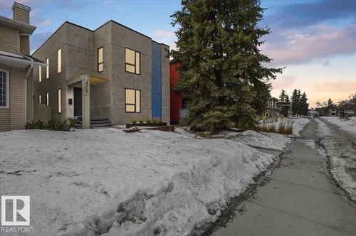 8709 92A AV NW, Edmonton - $725,000