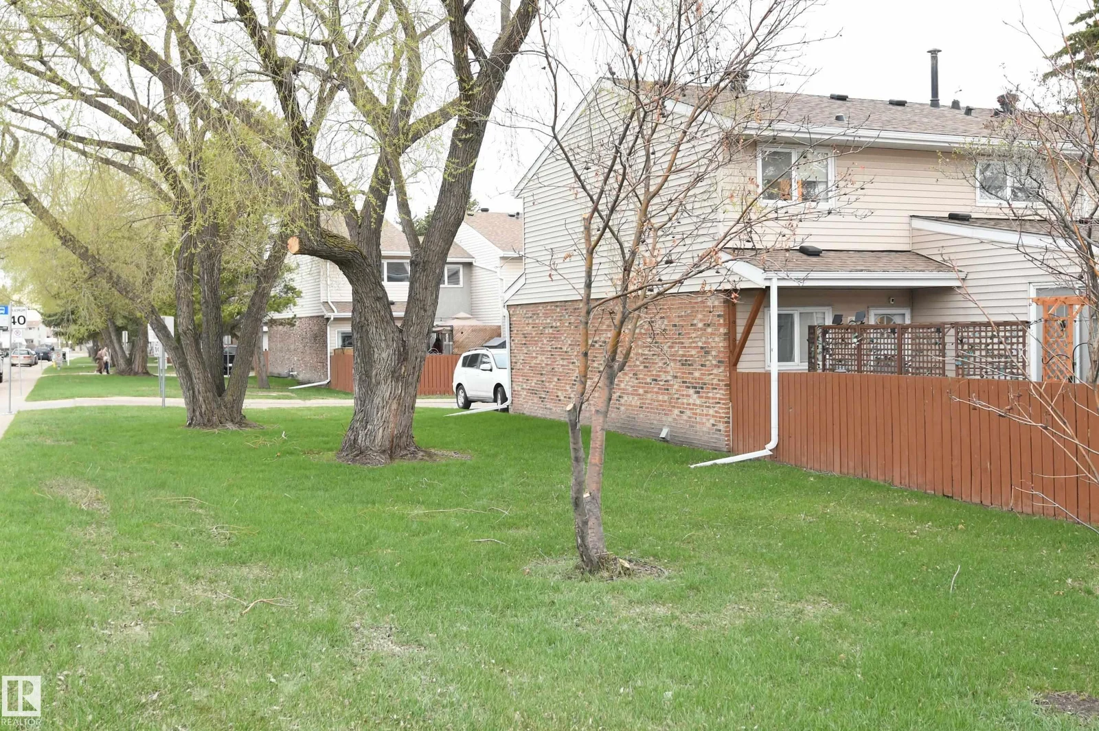 6706 36A AV NW, Edmonton - 3 bedroom Townhouse for sale