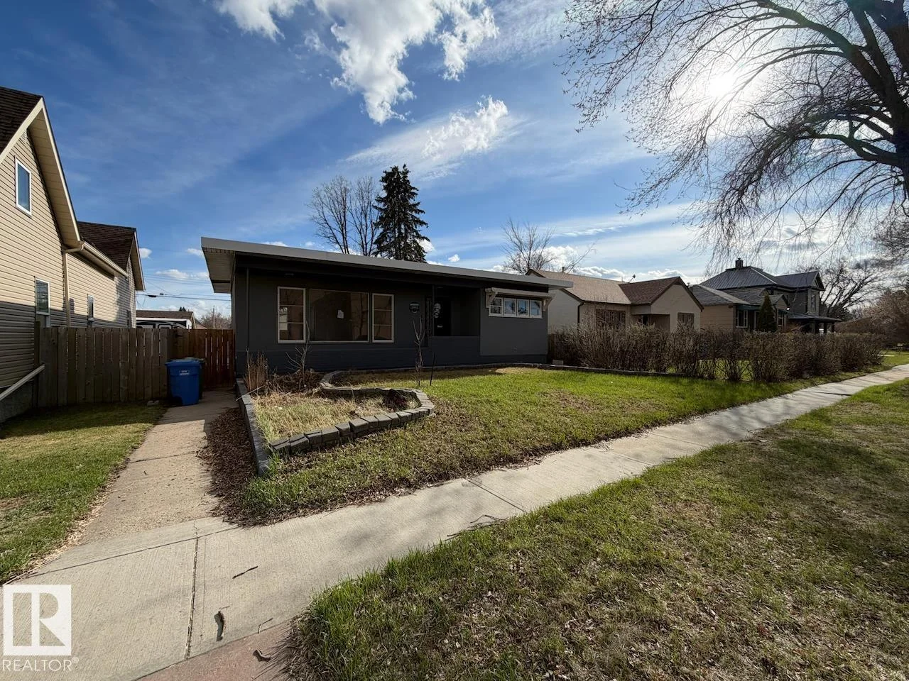 5003 46 AV, Wetaskiwin - 3 bedroom Detached Single Family for sale