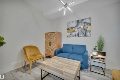 Interior photo 2 of 1152 CHRISTIE VISTA VS SW