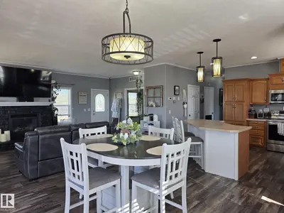 Interior photo 2 of 50116 Range Road 71