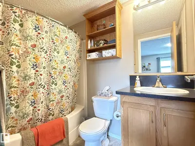 Interior photo 4 of 17 Midland RD