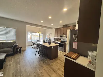 Interior photo 3 of 11 JAMES CR