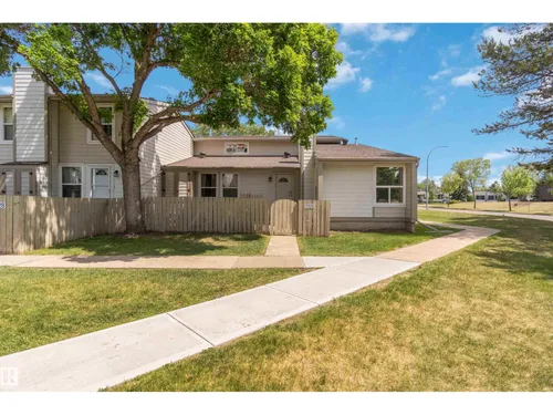7026 Millwoods RD NW, Edmonton - $185,000