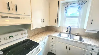 Interior photo 4 of 12139 81 ST NW