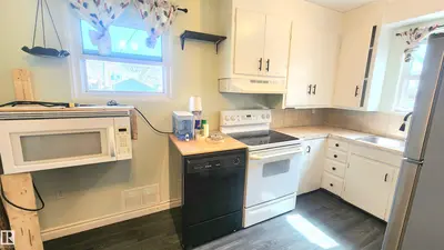 Interior photo 3 of 12139 81 ST NW