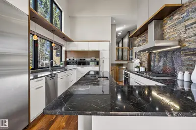Interior photo 3 of 11908 41A AV NW