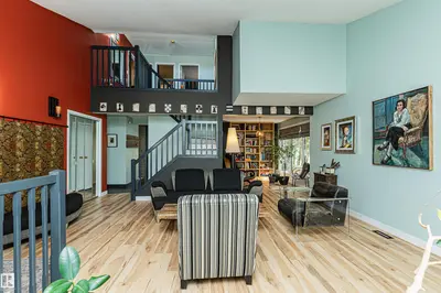 Interior photo 4 of 1235 104 ST NW