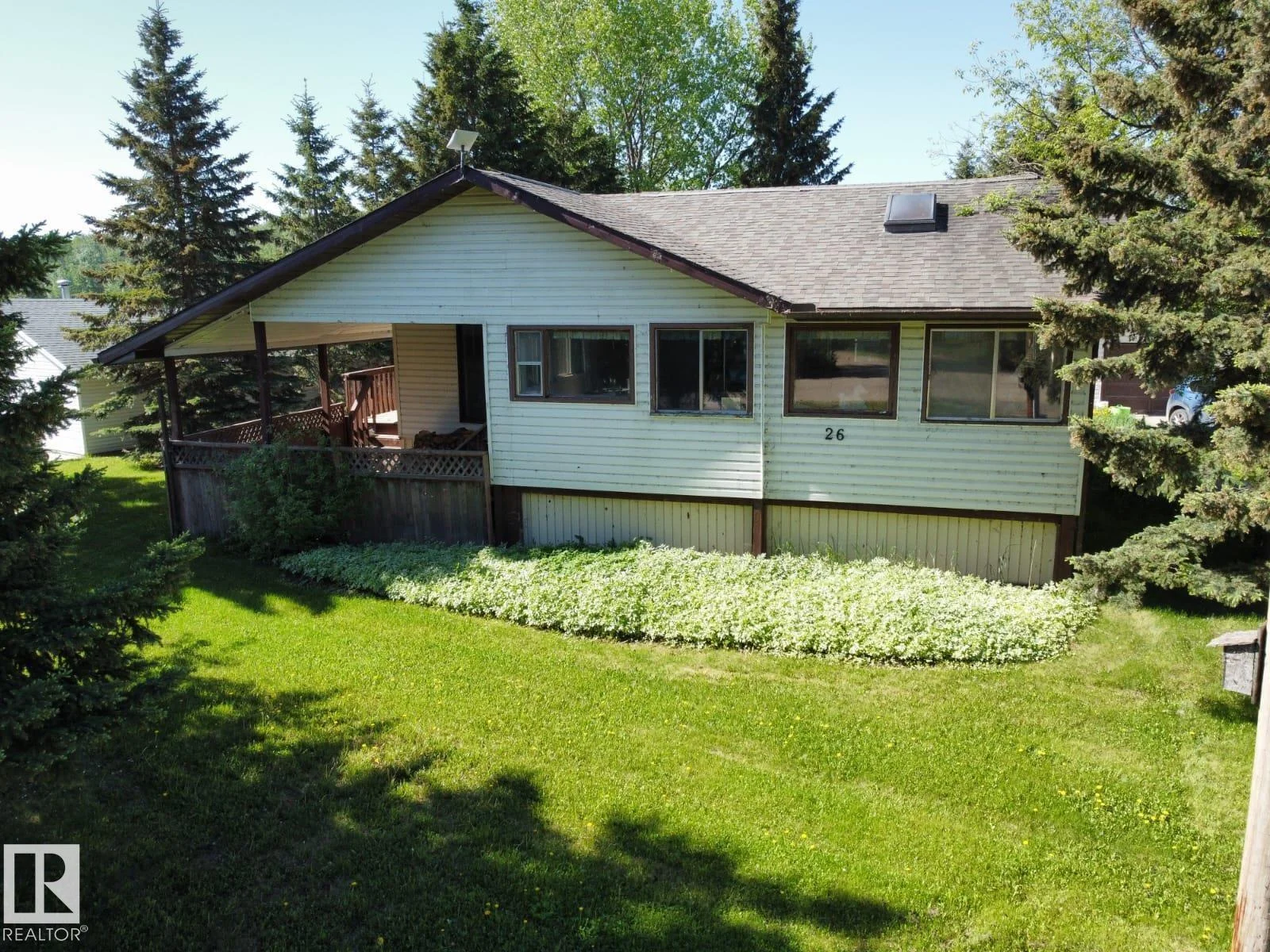 26 Lakeshore DR, Rural Wetaskiwin County - 2 bedroom Detached Single Family for sale