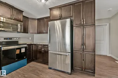 Interior photo 3 of #46 445 BRINTNELL BV NW