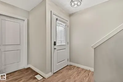 Interior photo 1 of #46 445 BRINTNELL BV NW