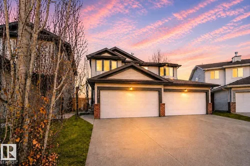 3716 160A AV NW, Edmonton - $385,000