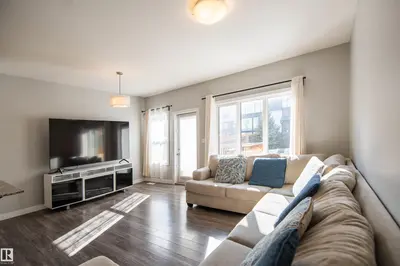 Interior photo 1 of 1793 KEENE CR SW