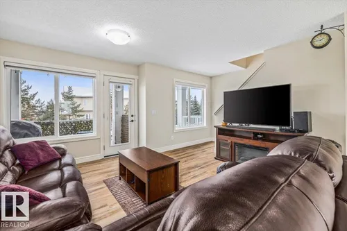 #4 16335 84 ST NW, Edmonton - $359,900