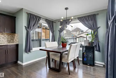 Interior photo 3 of 1332 72 ST SW