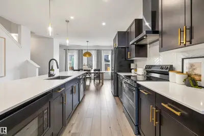 Interior photo 3 of 6437 177A AV NW