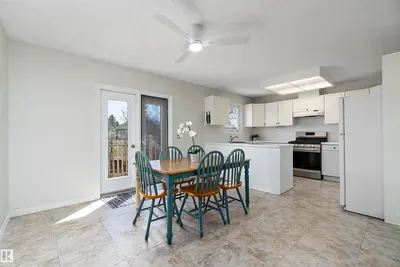 Interior photo 2 of 5421 46 ST
