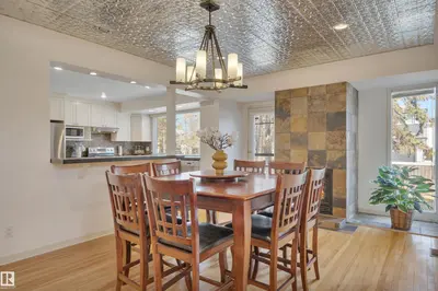 Interior photo 3 of 5324 109 ST NW