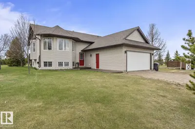 Interior photo 1 of #10 42310 Twp Rd 632