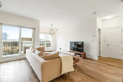 Interior photo 2 of #405 10606 102 AV NW