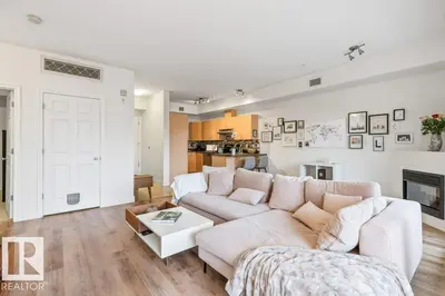 Interior photo 3 of #405 10606 102 AV NW