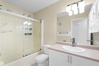 Interior photo 3 of 255 KIRKWOOD AV NW