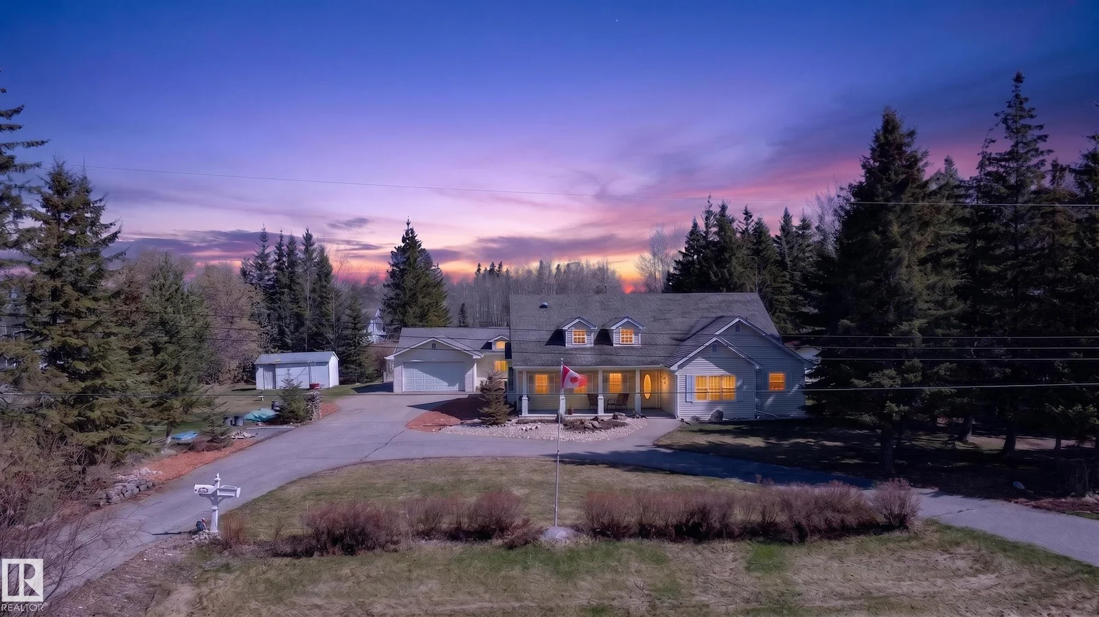 4924 48A AV, Rural Lac Ste. Anne County - 7 bedroom Detached Single Family for sale
