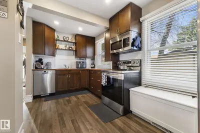Interior photo 4 of 10117 103 AV