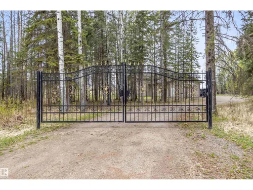 #A 8406 HWY 621, Rural Brazeau County - $649,900