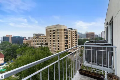 Interior photo 4 of #905 9940 112 ST NW