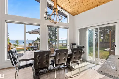 Interior photo 2 of 181 1 AV