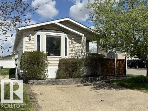 1645 Jubilee Crescent, Sherwood Park - $159,900