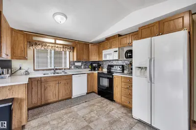 Interior photo 4 of 1600 Jubilee CR