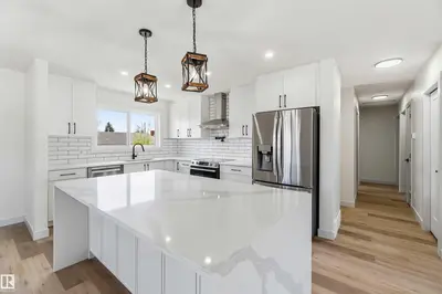 Interior photo 3 of 10207 165 AV NW