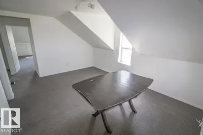 Interior photo 3 of 4814 51 Ave