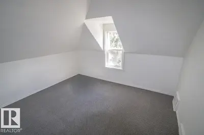 Interior photo 2 of 4814 51 Ave
