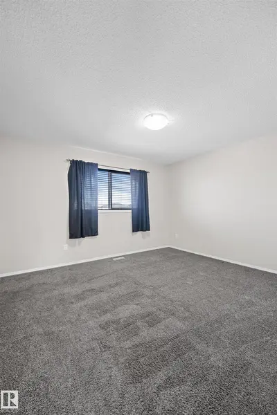 Interior photo 3 of 3041 ARTHURS CR SW SW