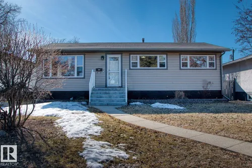 8916 148 ST NW, Edmonton - $588,000