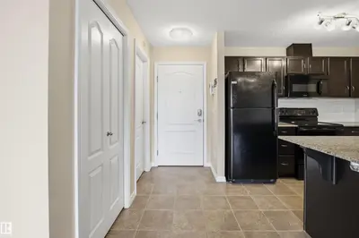 Interior photo 1 of #318 273 CHARLOTTE WY